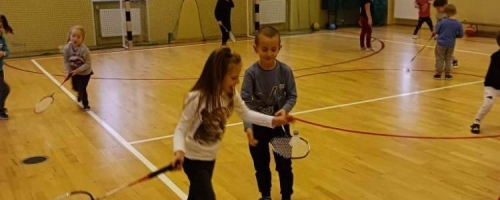 Badminton-rozwiń swoje umiejętności
